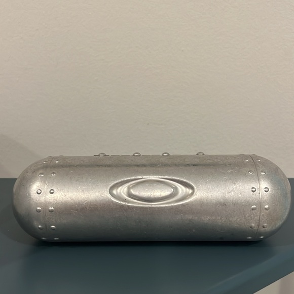 Oakley early 2000's Sunglasses - Picture 4 of 5